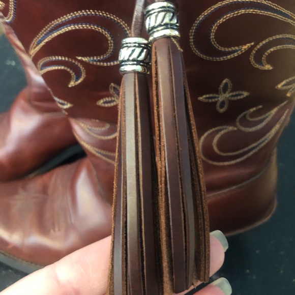 Ariat Cowgirl Western Boots - Picture 3 of 8